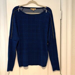 Michael Kors Size L Women’s Top blue and black herringbone zippers on shoulders